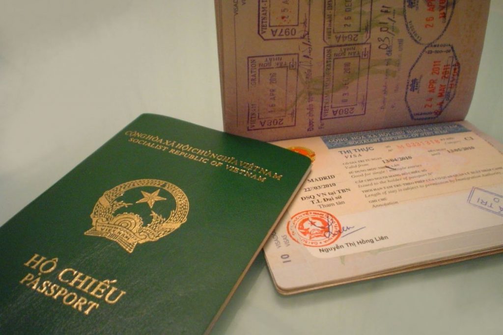 Hồ sơ visa cho người nước ngoài nộp ở đâu?